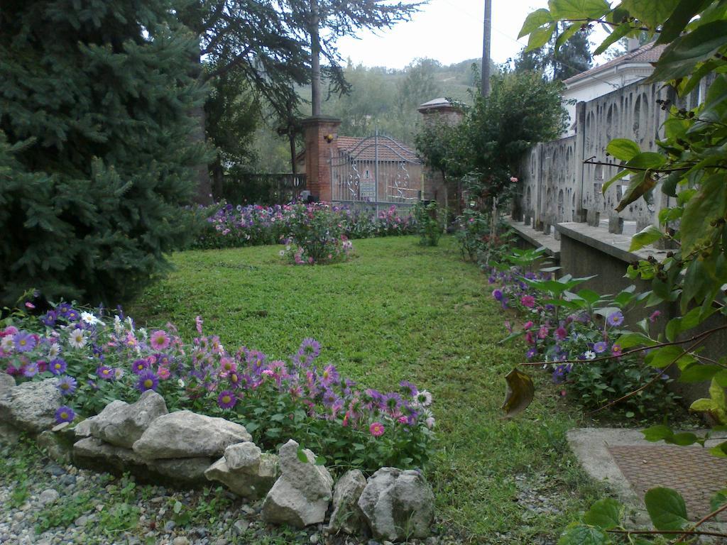 B&B Cantine Pietronero Orsara Bormida Luaran gambar